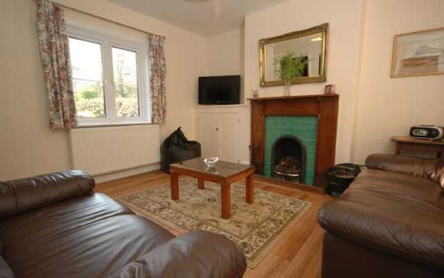 Rosemead Cottage
