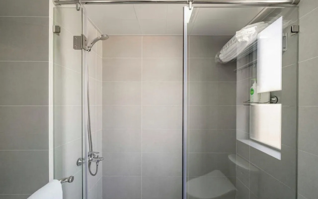 Tyms Elegant 3BR 2BA Home Novel Garden