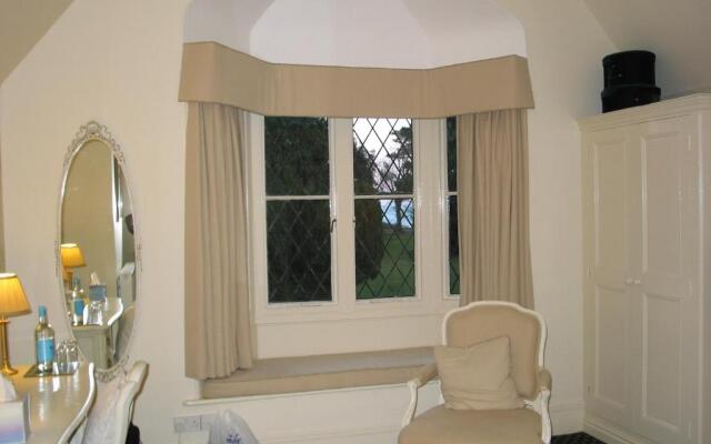 Rylstone Manor