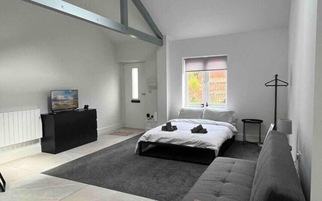 Remarkable 1-bed Studio in Downham Market
