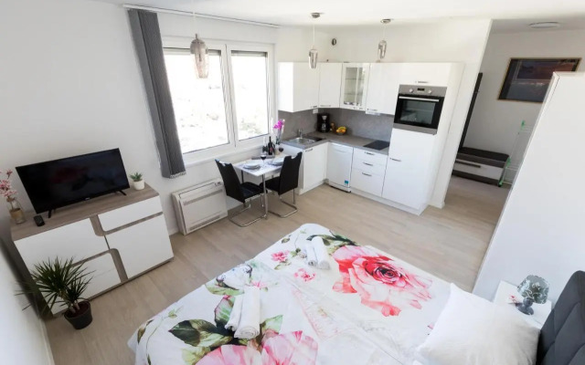 Studio apartman Moonlight