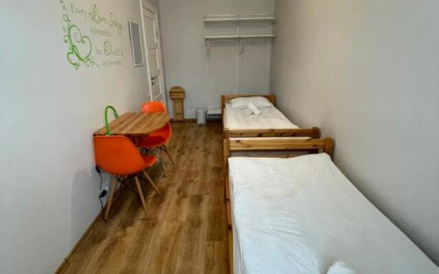 Orange Cat Rooms