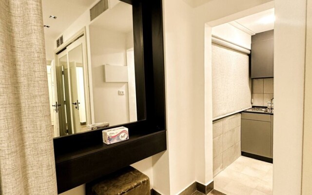 Central Apartment For Rent 31