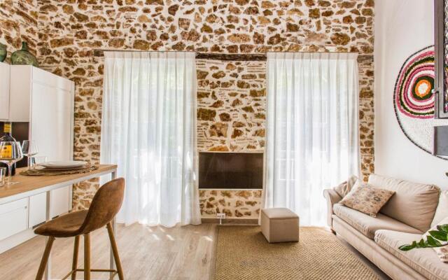 Original Mediterranean 152