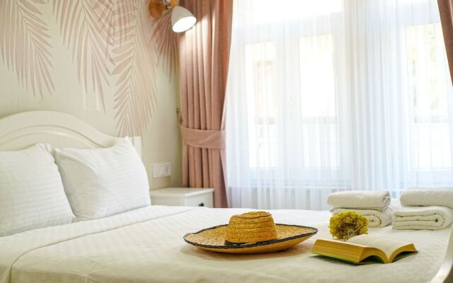 Lutro Otel