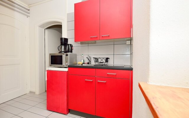 Garden Studio Apartment Zürichberg