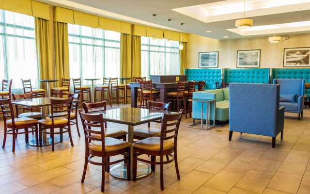 Comfort Inn & Suites Plainville-Foxboro