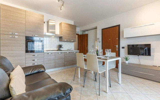 Suitelowcost - Limbiate Studio