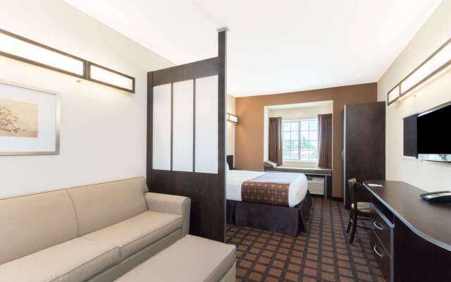 Microtel Inn and Suites Eagle Pass