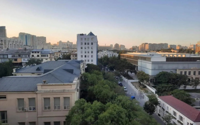 apartament naxcivani street