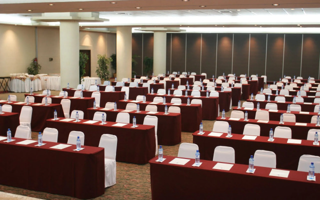 Hotel San Carlos Plaza