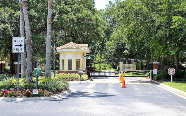 Lake View House 4 Bedroom