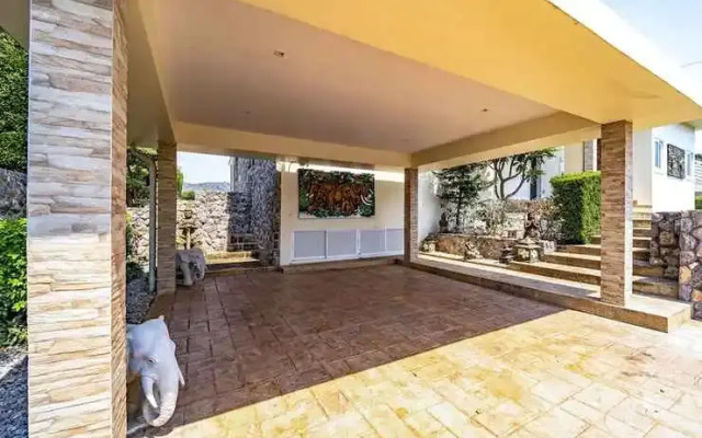 High-End Villa on Golf Course -BMG3