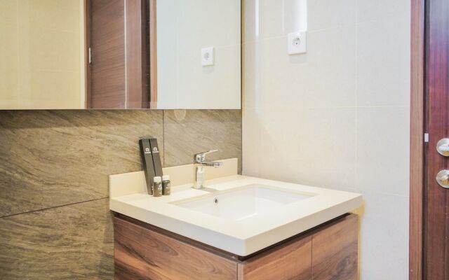 Comfortable 1BR Apartment at Marigold Nava Park