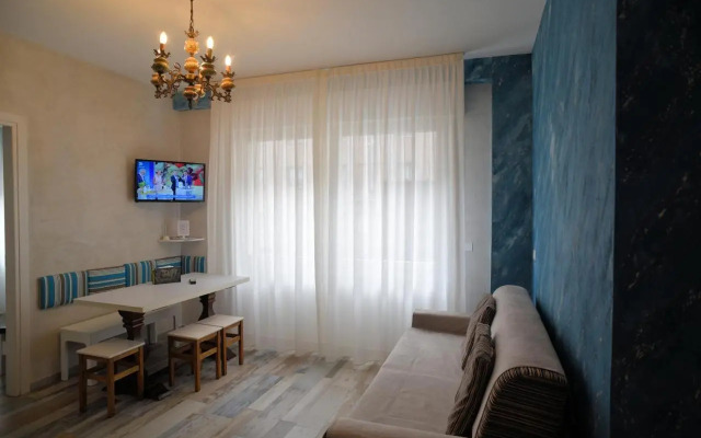 Suites Train Station Mestre Apartment    (No Front Desk Need To Contact Property 5  Days In Advance)
