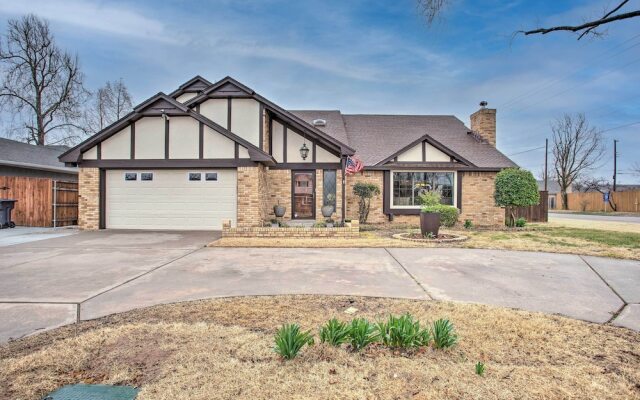 Spacious Bethany Home Near Lake Overholser!