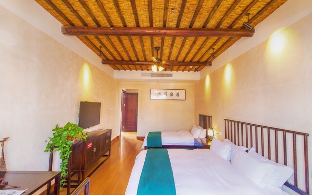 Wuzhen Ziye Musu Inn