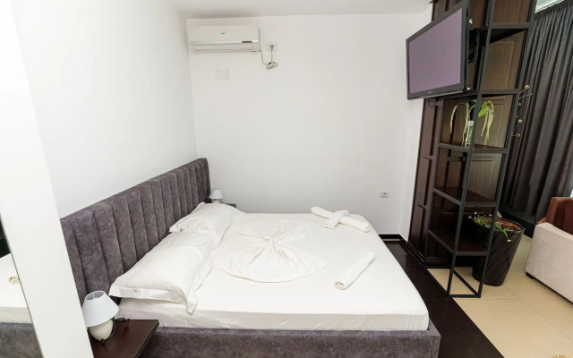 Hotel Aglon