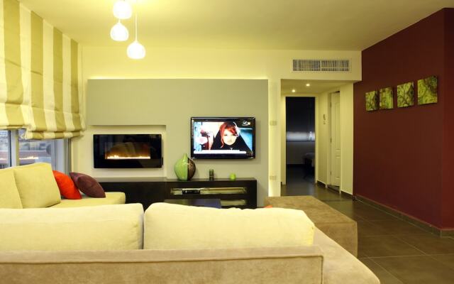 Eco Two bed Apartment With Roof Garden in Amman