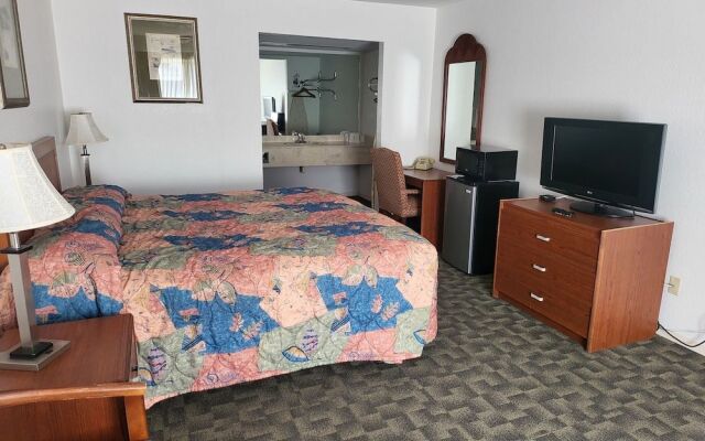 Blue Ribbon Inn and Suites