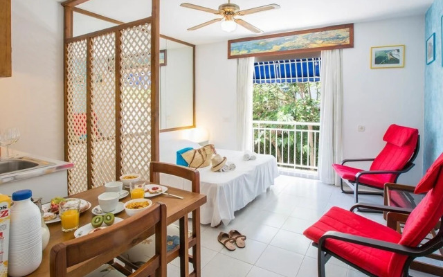 Estel Blanc Apartments - Adults Only