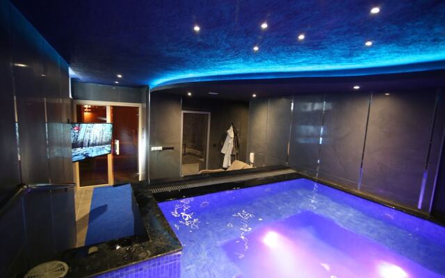 2D VIP Suite&Spa