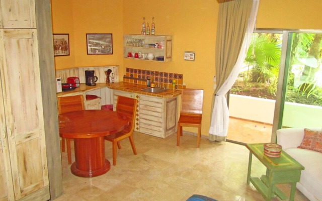 Royal Oasis Studio by PRP