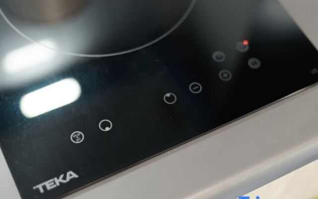 Sathon-Charoen Nakhon Condo