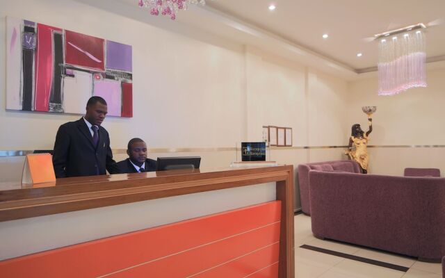 Hotel Ritz Roma Huambo