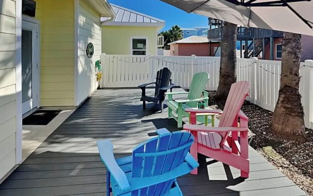 Rs134- Coastal Cutie