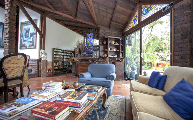 LA COLINA Hotel Cottage