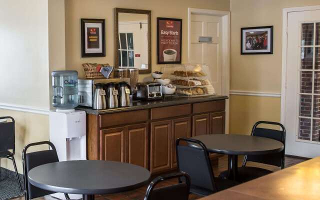 Econo Lodge Crystal Coast
