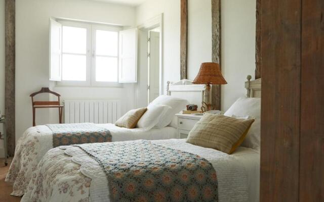 Hotel Caserio Aldeallana