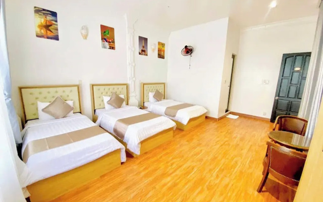 Gaki Hotel