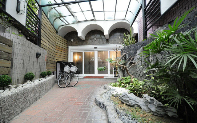 The River Fashion Hotel