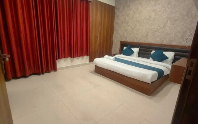 Hotel the classic inn noida sec 70
