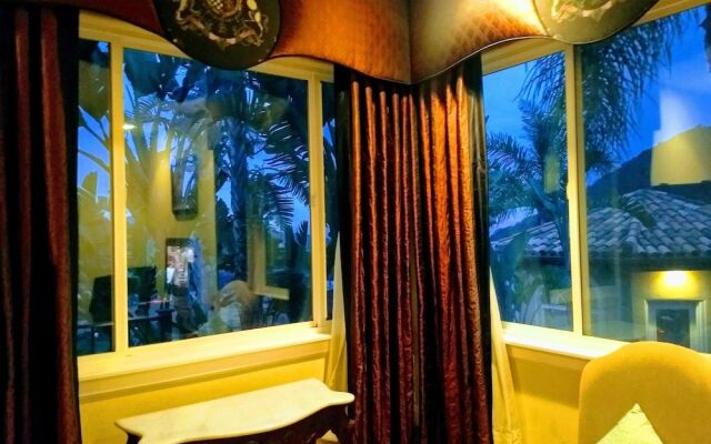 Sunshine Mountain Bed and Breakfast