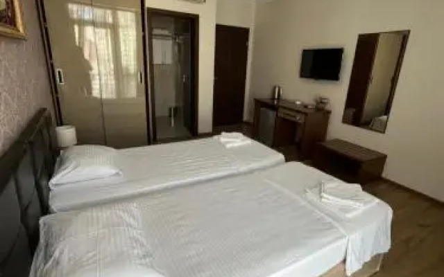 Ventura Hotel