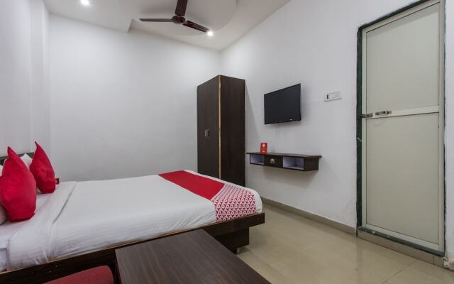 OYO 9969 Hotel Kshipra Dham