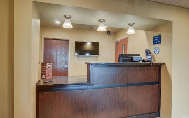 Cobblestone Inn & Suites - Altamont