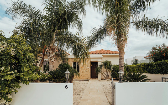 Sea Point Villas Coral Bay