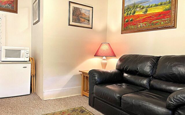 Cranmore Mountain Lodge Bed & Breakfast