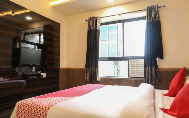 OYO 15542 Hotel Shivala