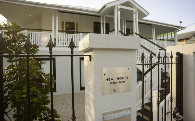 Heal House