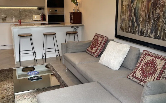 Chelsea Pad by condokeeper