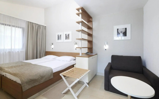 Village Galijot Plava Laguna