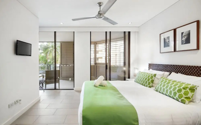 Temple 221 2BR Resort Spa Apartment