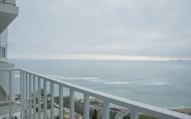 w Charming 1BR Apartment w Balcony in Barranco