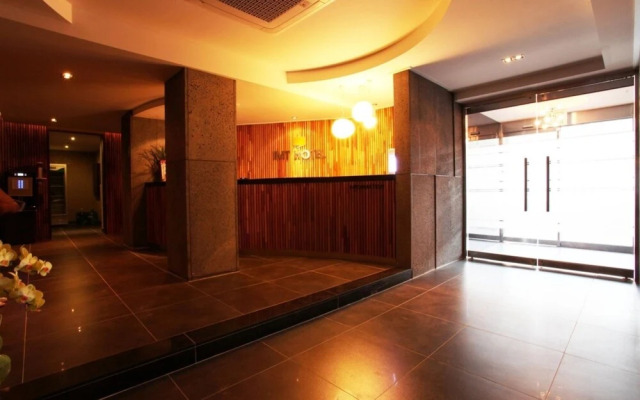IMT 1 Hotel Wolgot
