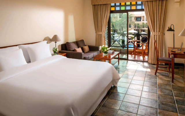 Novotel Bahrain Al Dana Resort